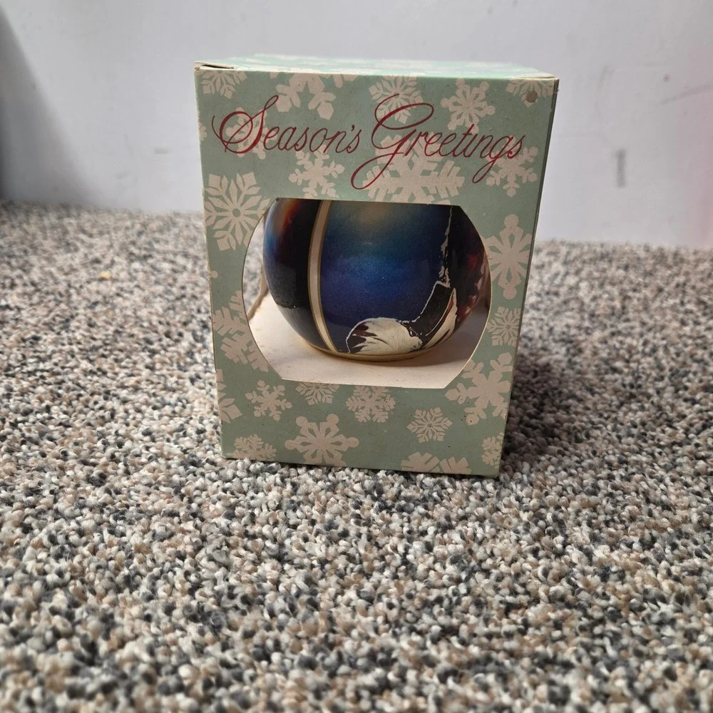 Vintage 1987 Elvis Presley Signatures of Christmas Ball Ornament in Box USA